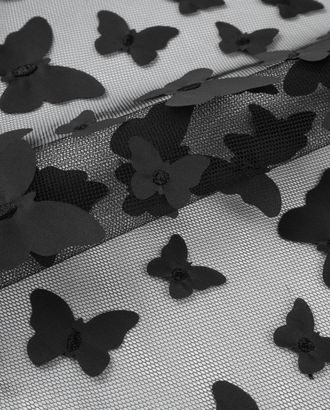 Вышивка на сетке "Бабочки"